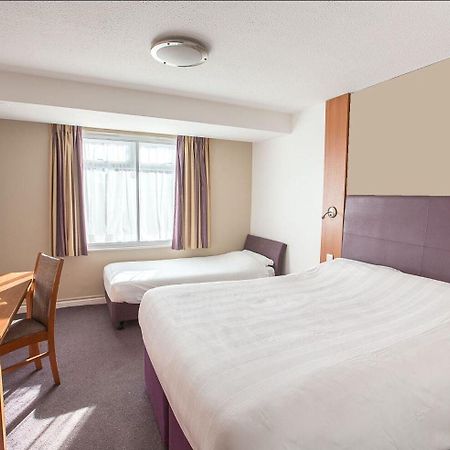 Premier Inn 솔리헐 외부 사진